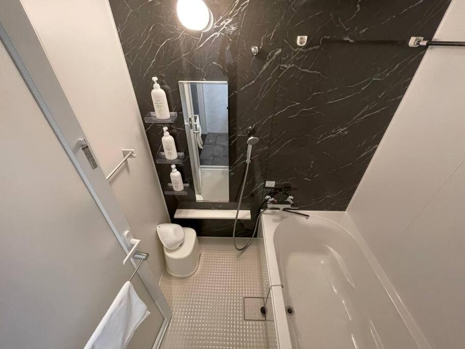 Wolf Pack Apartment 33 Osaka Eksteriør billede